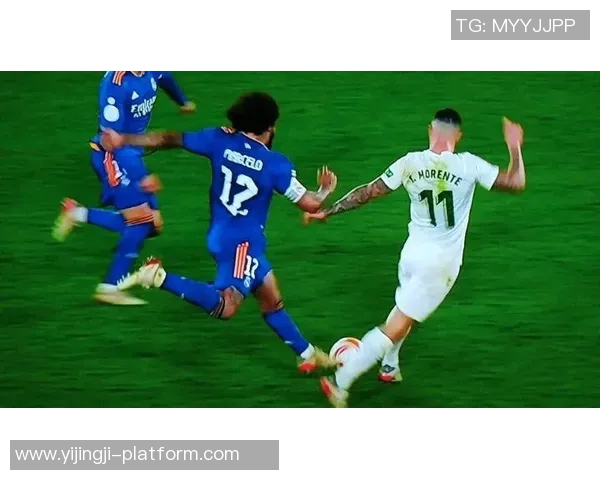 国王杯激战多特蒙德凭乌龙球险胜莱比锡引发争议判罚讨论