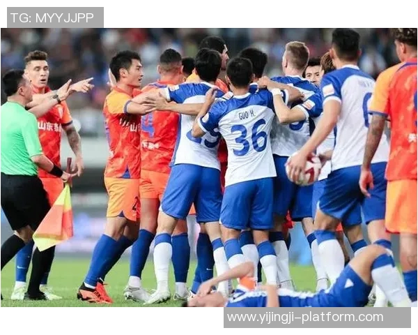 波尔图狂胜多特蒙德四球大捷争议判罚引发全场热议