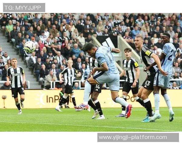 德甲焦点战波尔图与巴黎圣日耳曼握手言和红牌事件引发全场热议